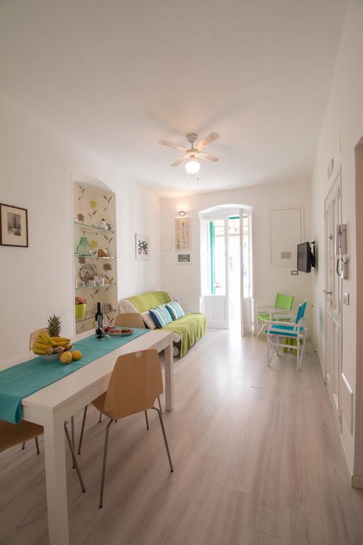 Piazza Palmieri Apartment *